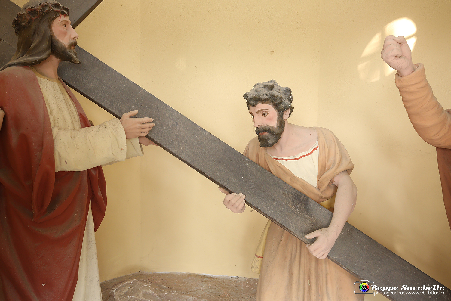 VBS_6626 - I Piloni della Via Crucis del Sacro Monte di Montà d'Alba.jpg